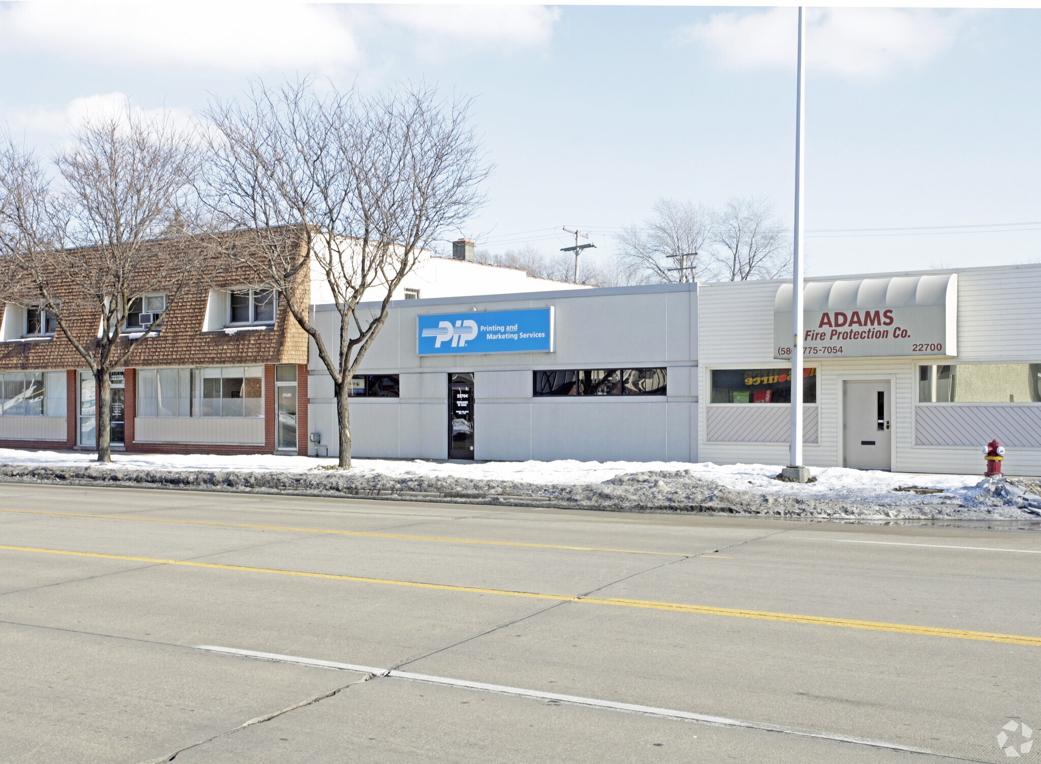 22704 Harper Ave Saint Clair Shores, MI 48080 Retail Property for