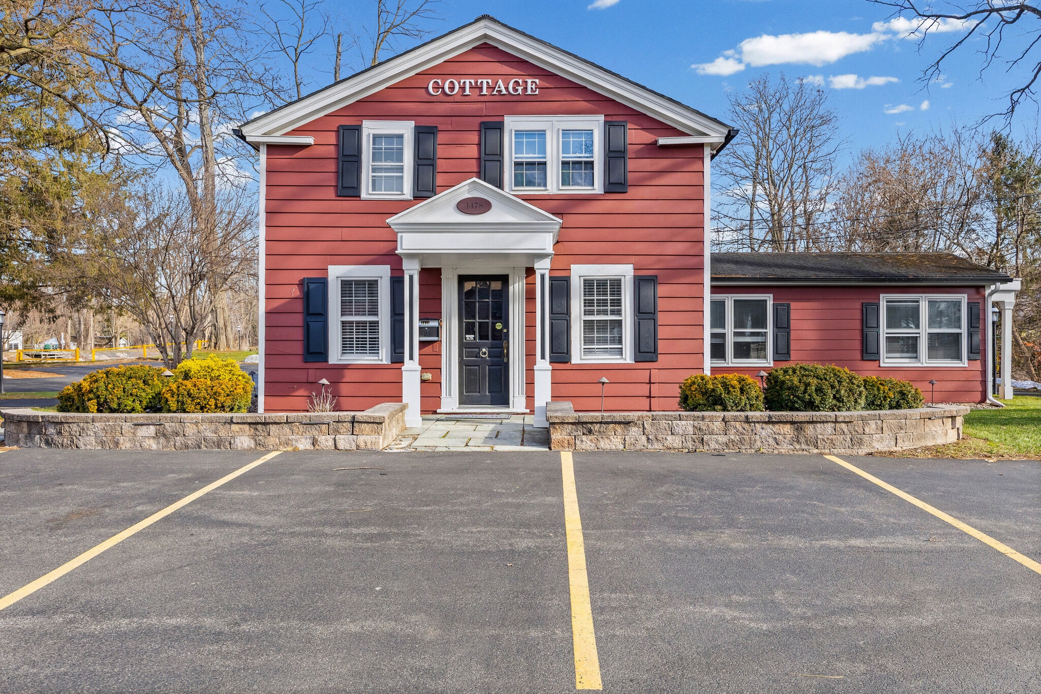 1478 Marsh Rd, Pittsford, NY for Rent