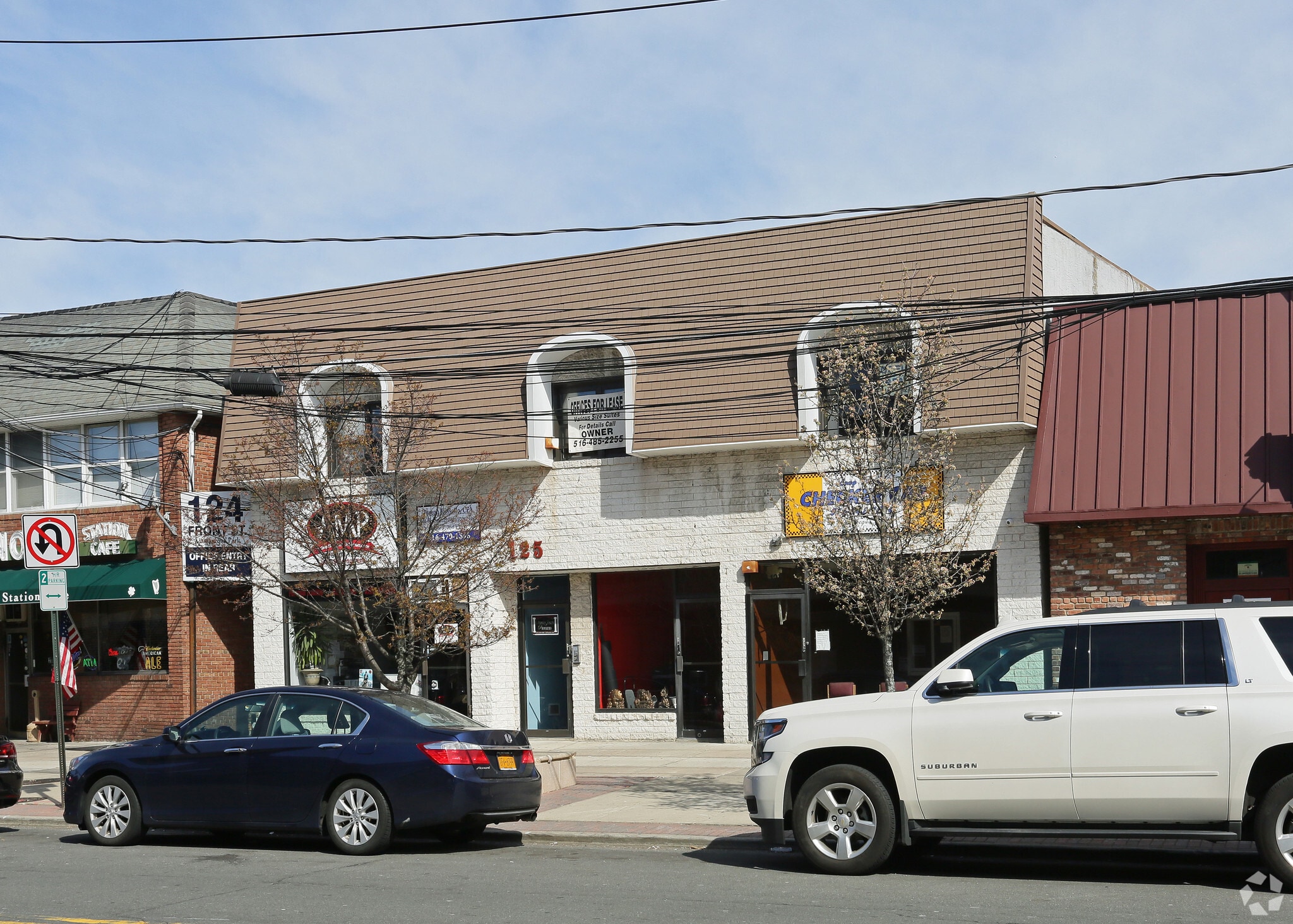 125 Front St, Massapequa Park, NY for Sale