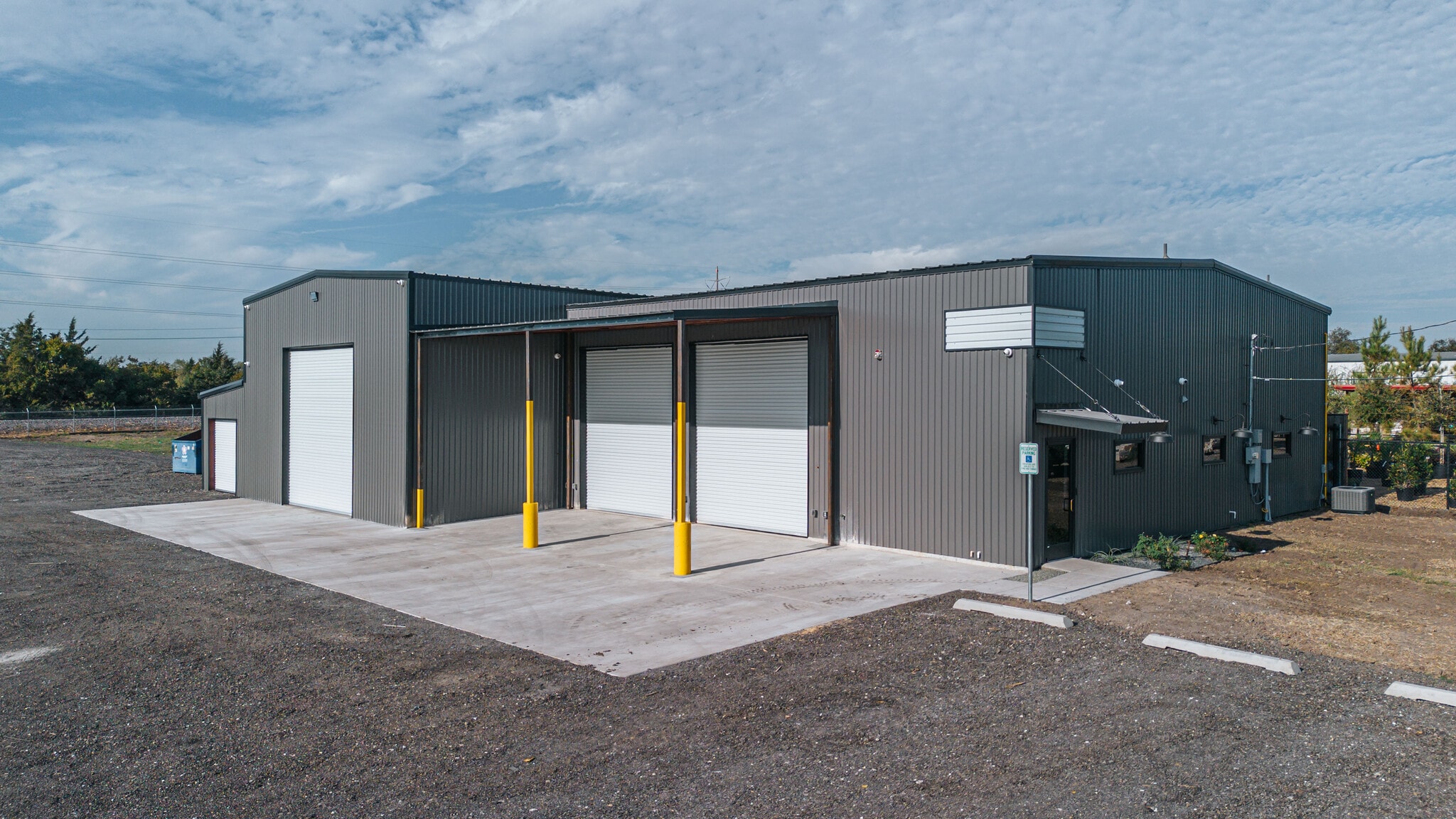 2603 S Kaufman St, Ennis, TX for Sale