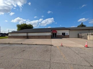 Clinton Township, MI Retail - 35850 Utica Rd