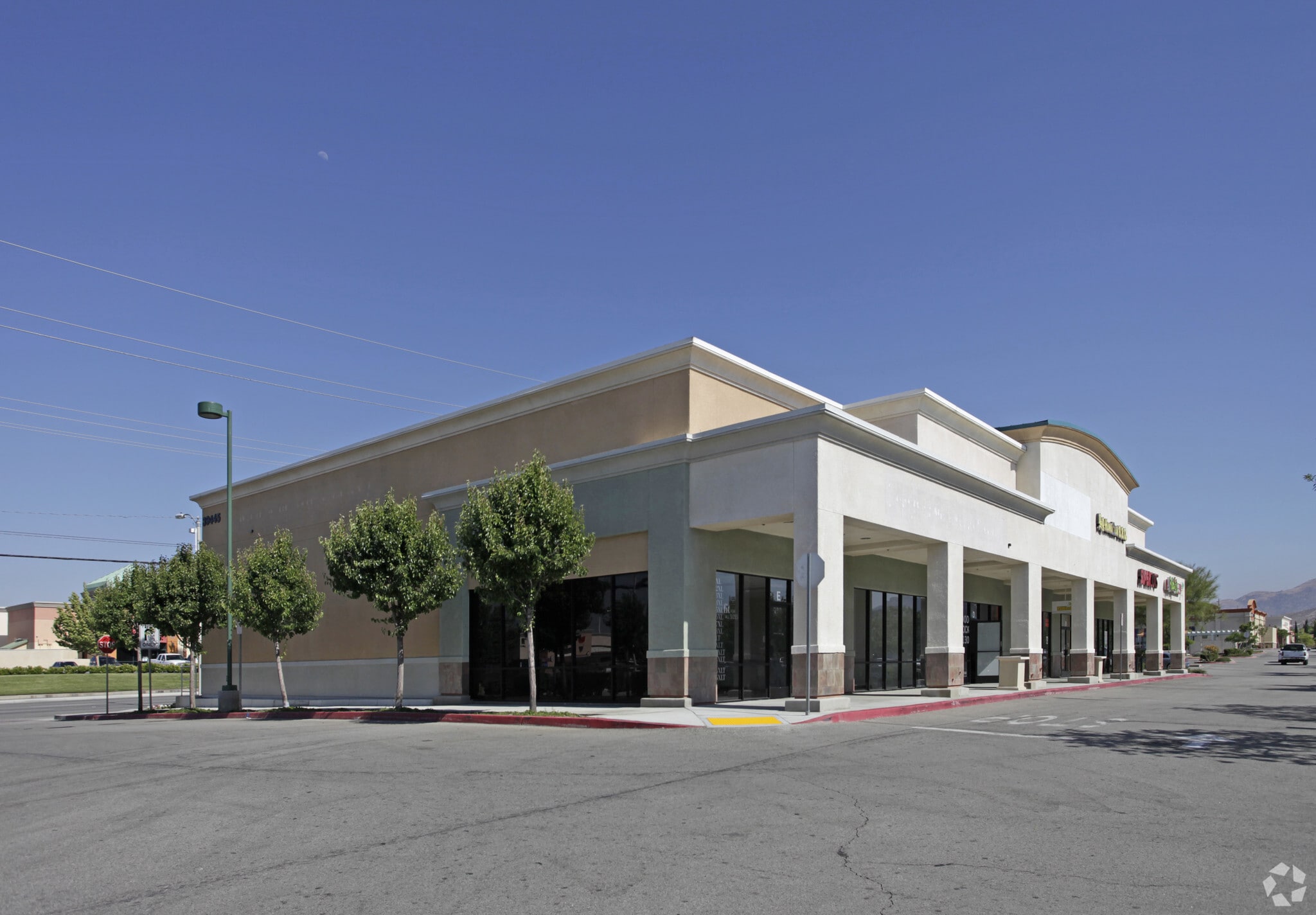 39445 10th St W, Palmdale, CA for Rent