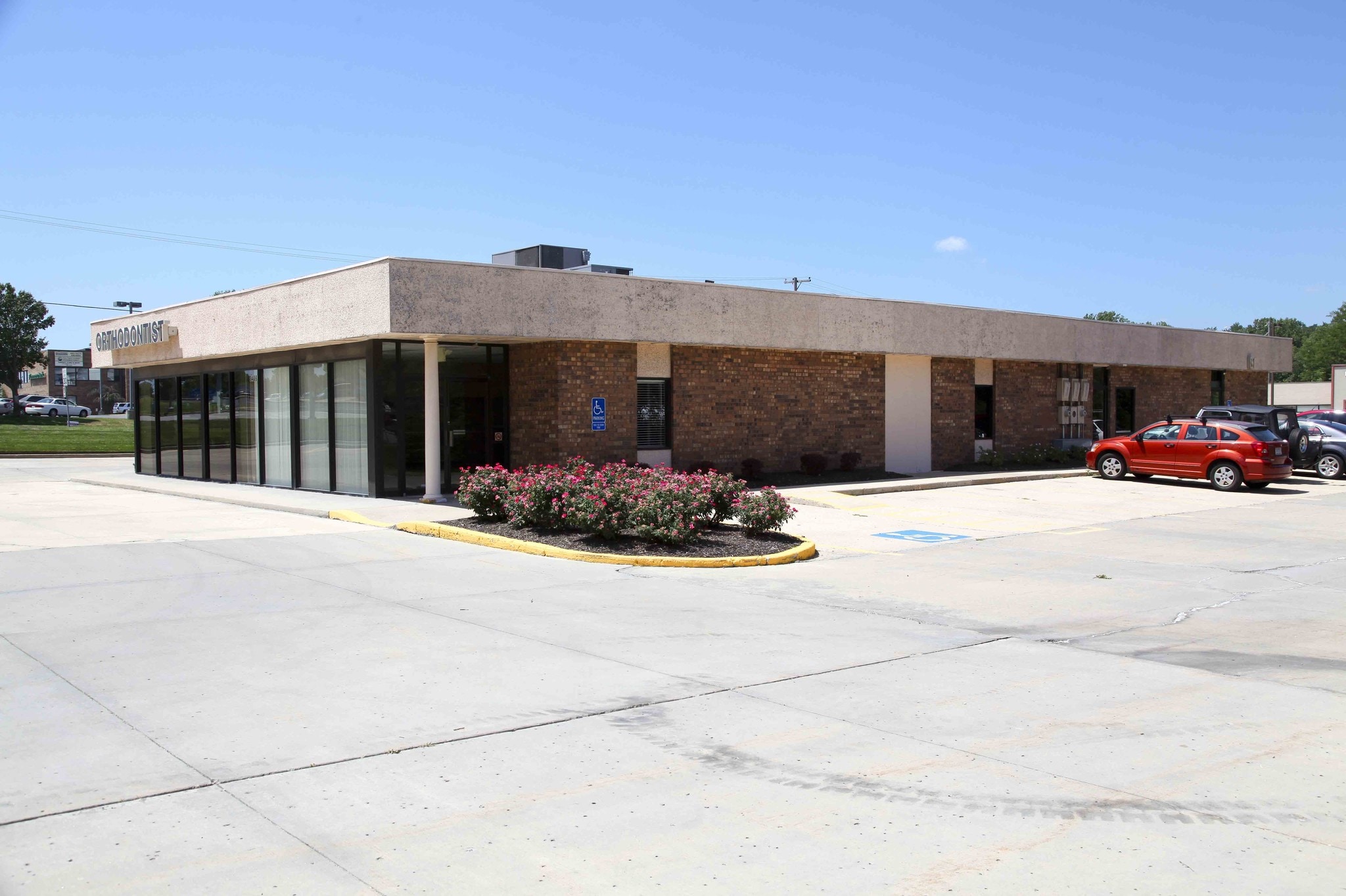 8407 N Main St, Kansas City, MO for Rent