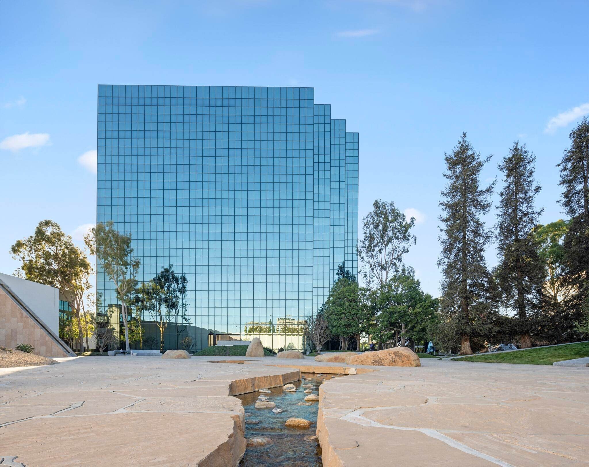 611 Anton Blvd, Costa Mesa, CA for Rent