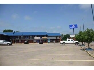 1700 W Cherokee Ave, Sallisaw, OK for Sale