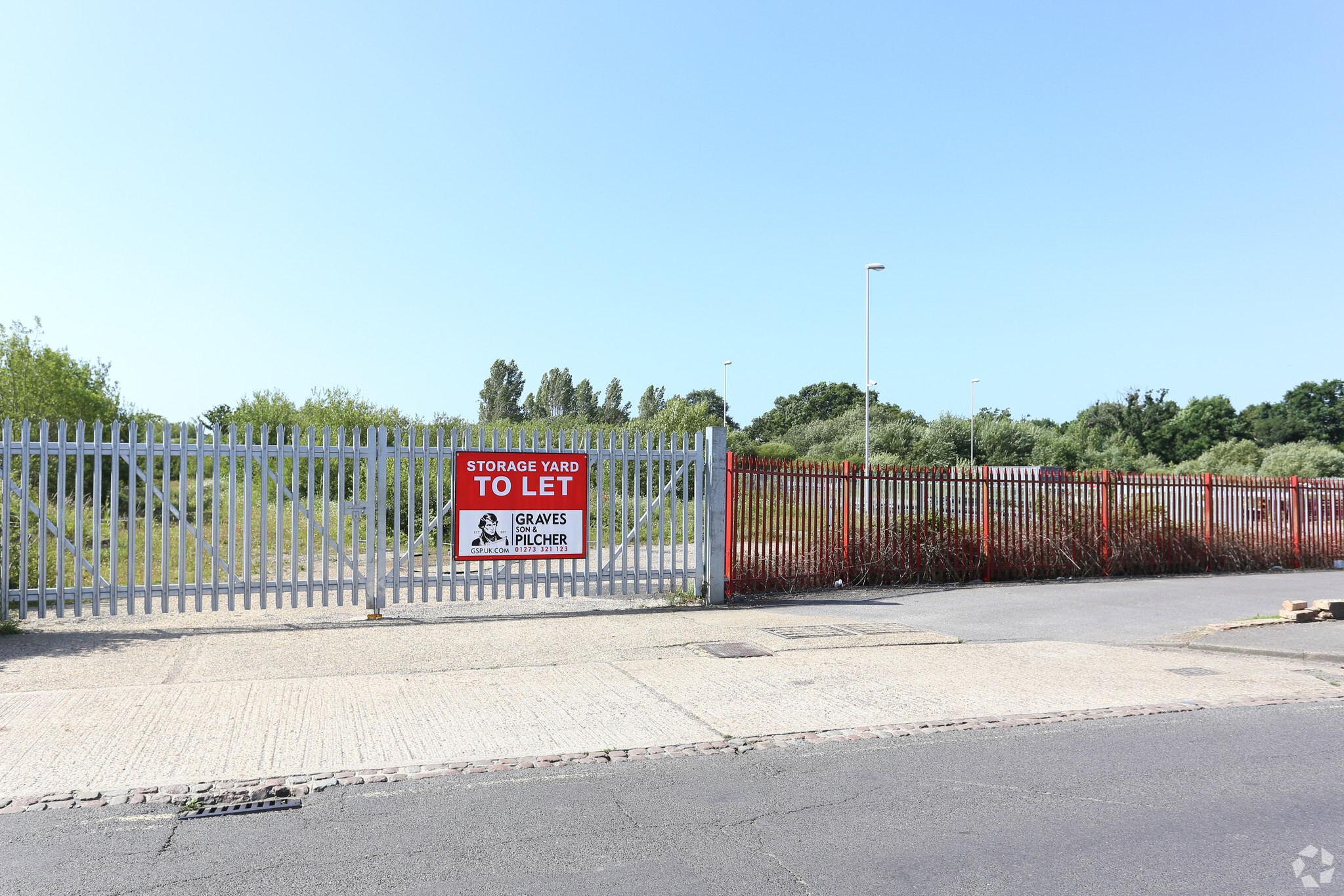 61 Victoria Rd, Burgess Hill, WSX for Rent