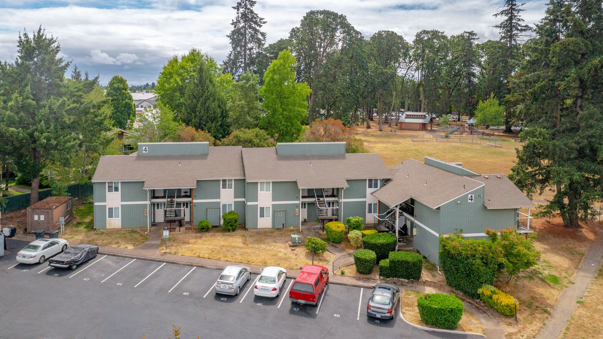 2048 NE Highway 99W, McMinnville, OR for Sale