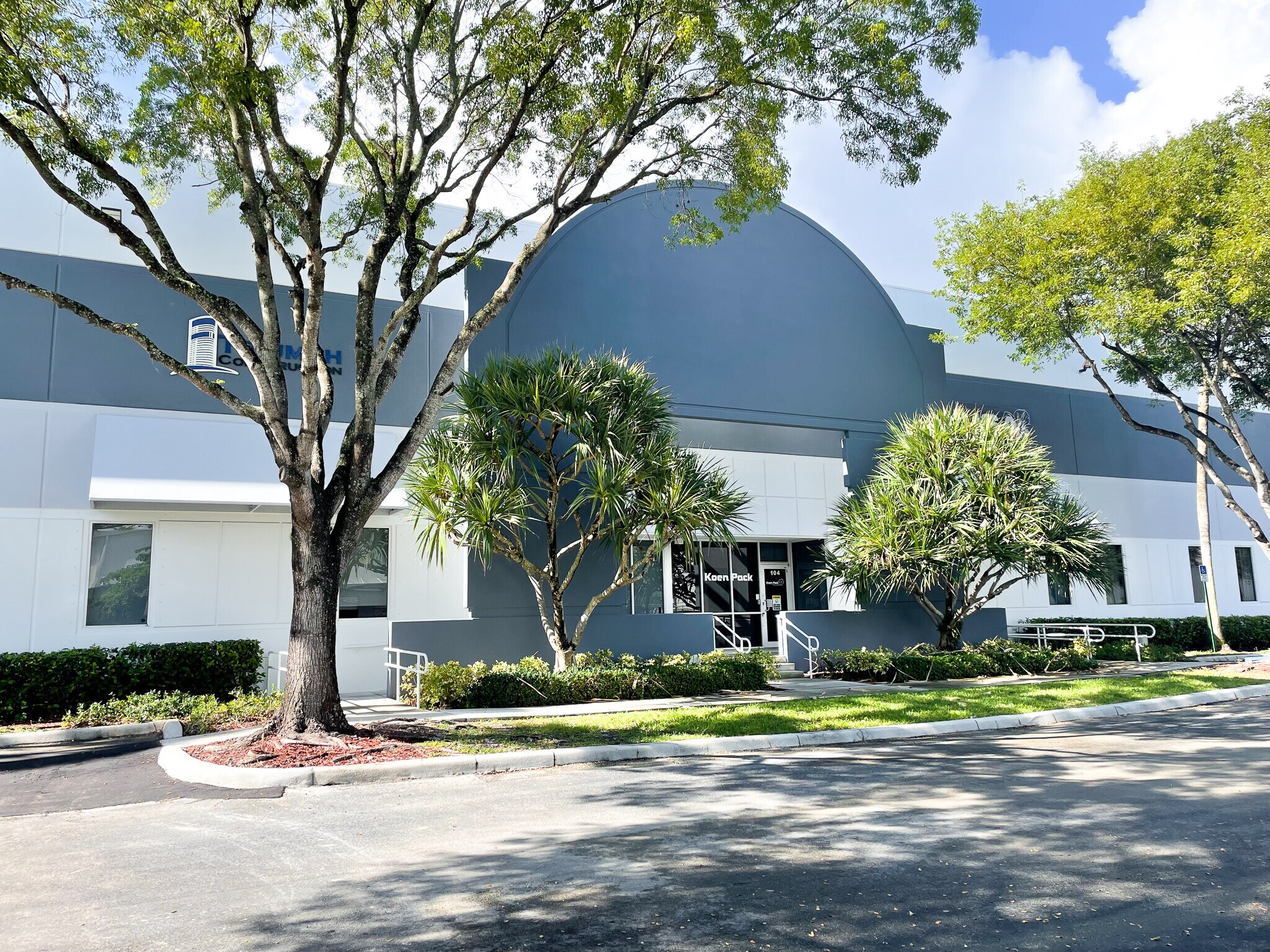 1530 NW 98th Ct, Miami, FL for Rent