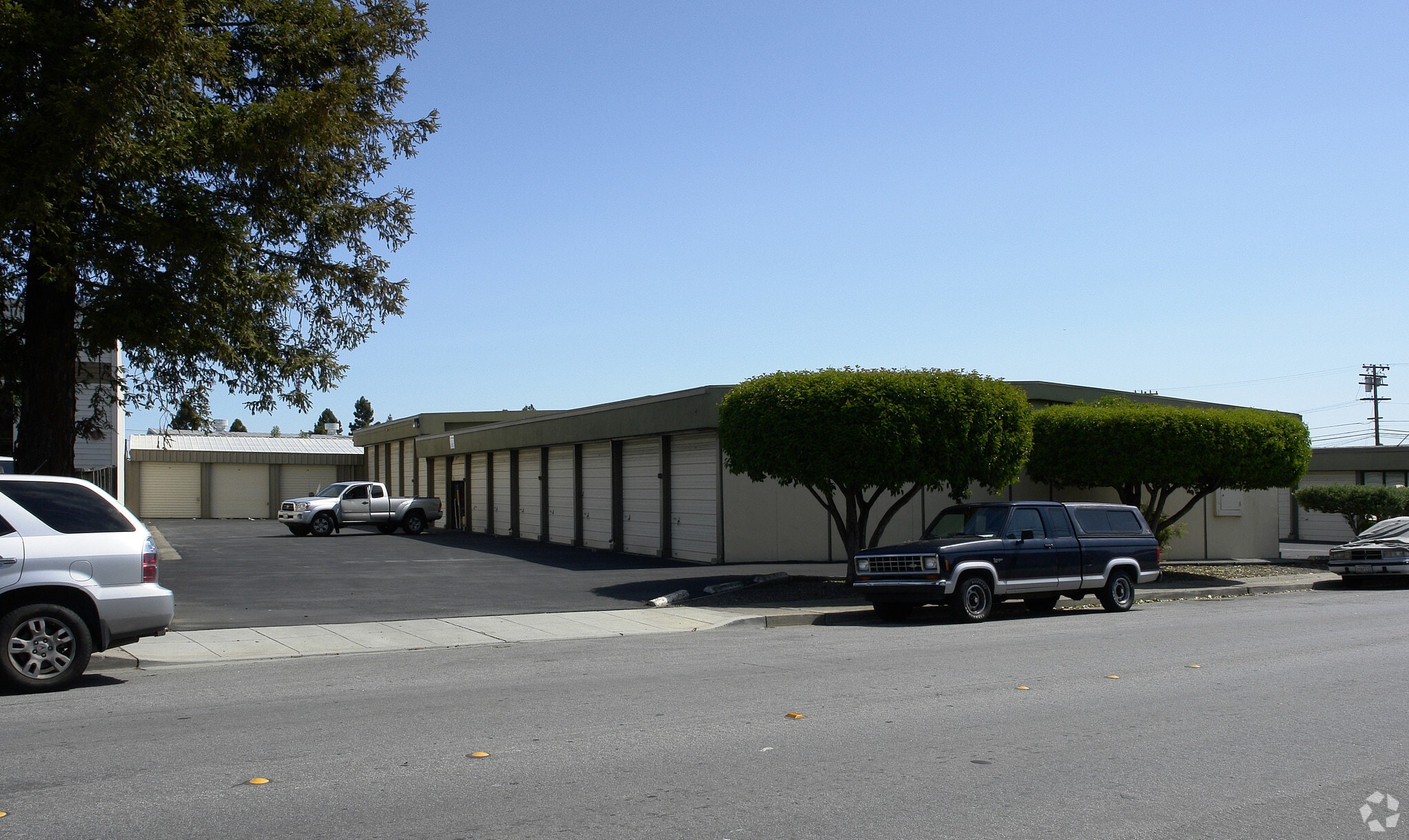 2793 Spring St, Redwood City, CA for Rent