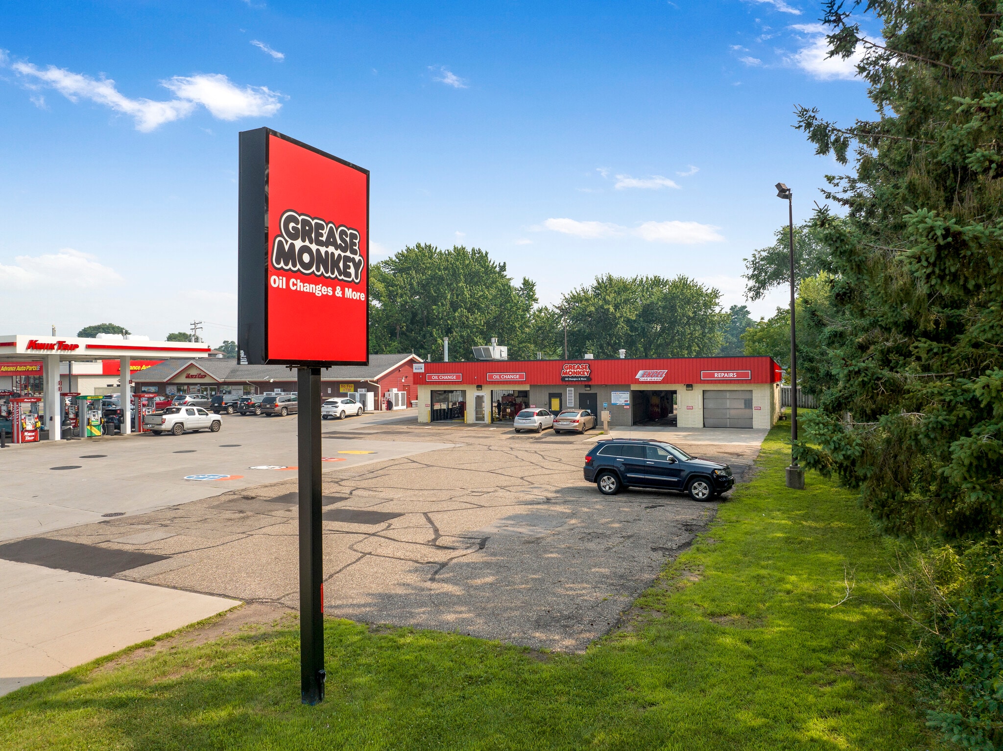 123 W Prairie View Rd, Chippewa Falls, WI for Sale