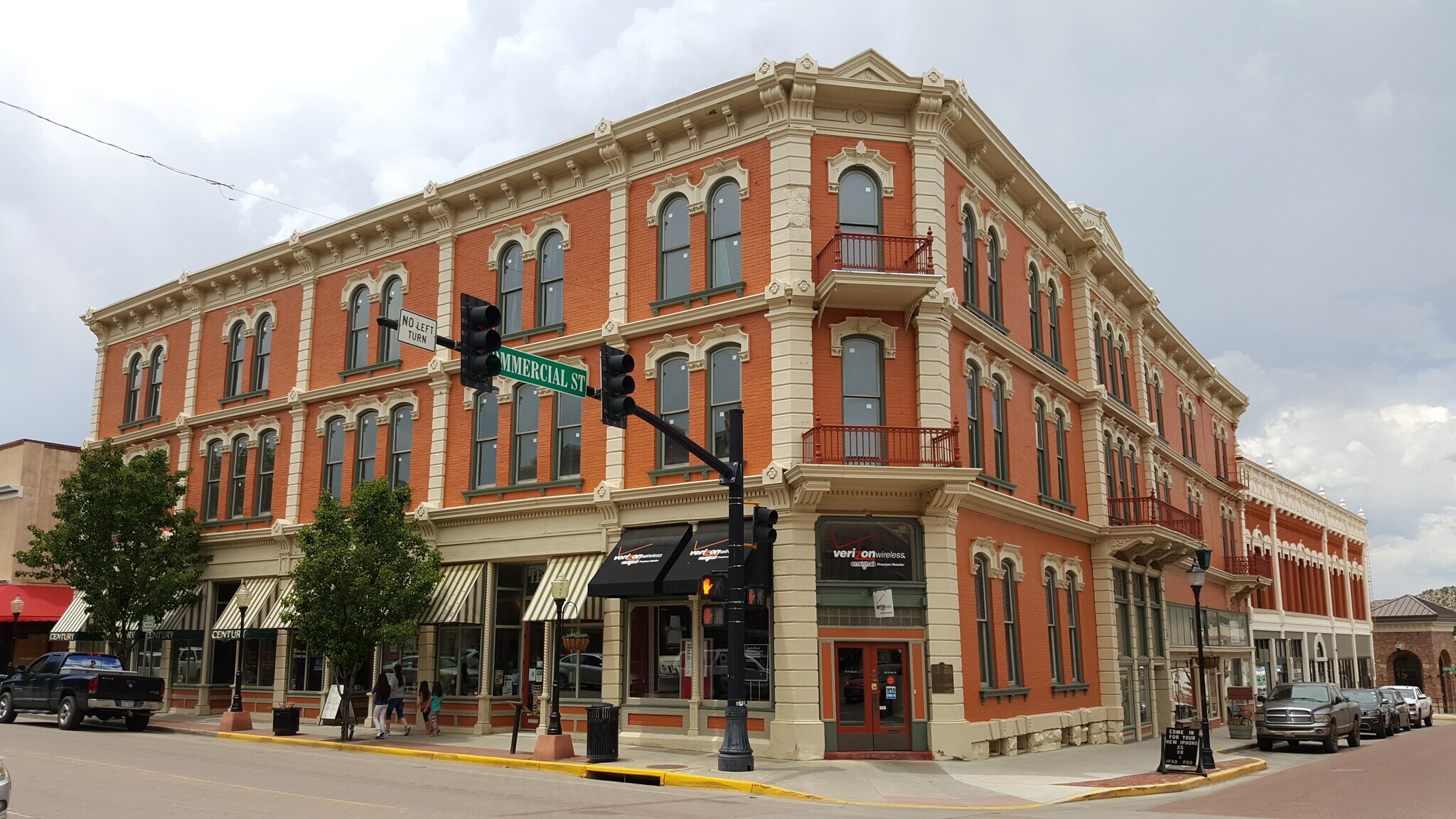 111 N Commercial St, Trinidad, CO for Sale