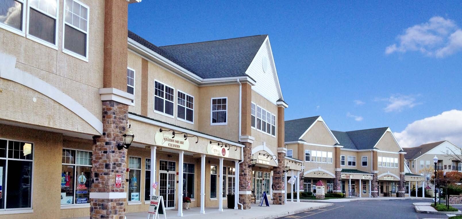 400-450 Pennbrook Pky, Lansdale, PA for Rent