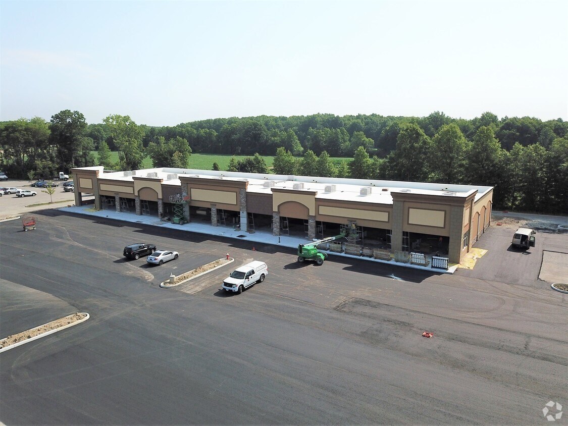 1901 Nagel Rd, Avon, OH for Rent