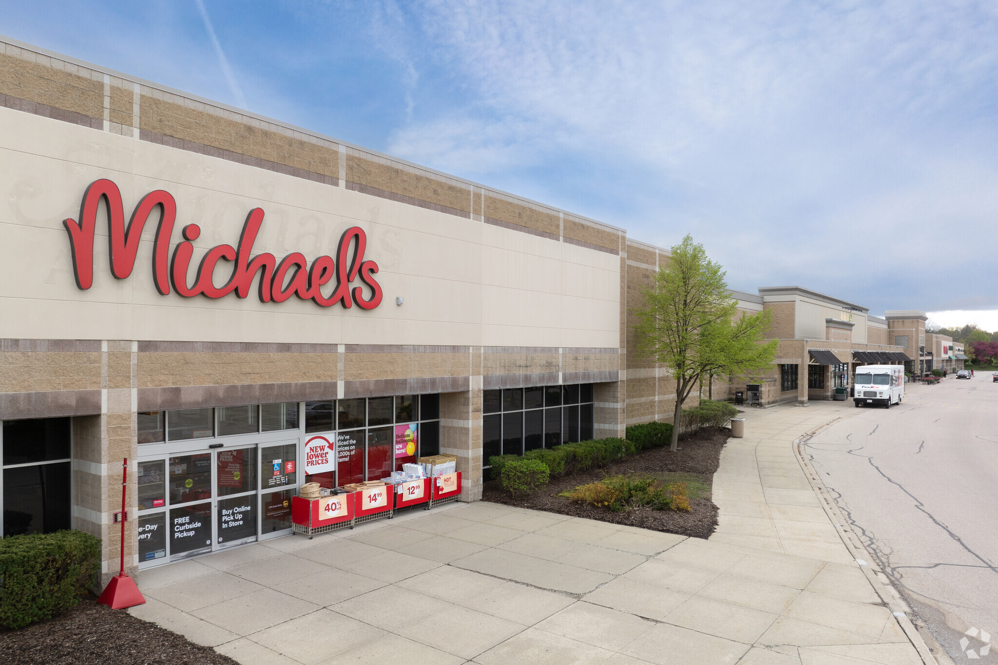 6635-6695 Grand Ave, Gurnee, IL for Rent