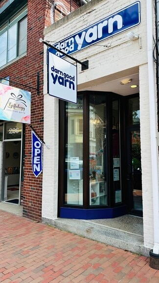 Portsmouth, NH Retail - 238 State St