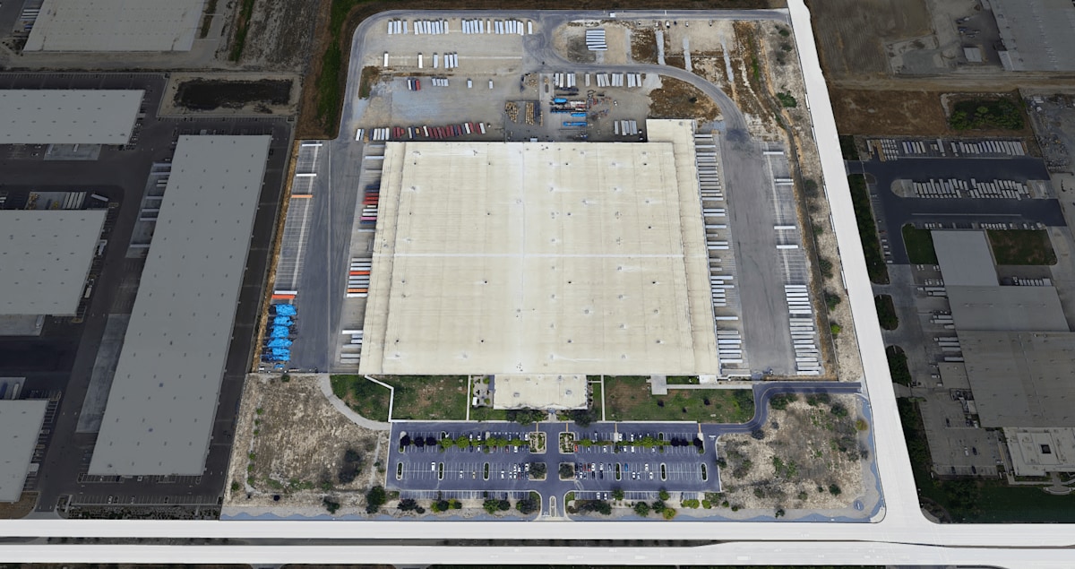 2500 N Plaza Dr, Visalia, CA for Rent