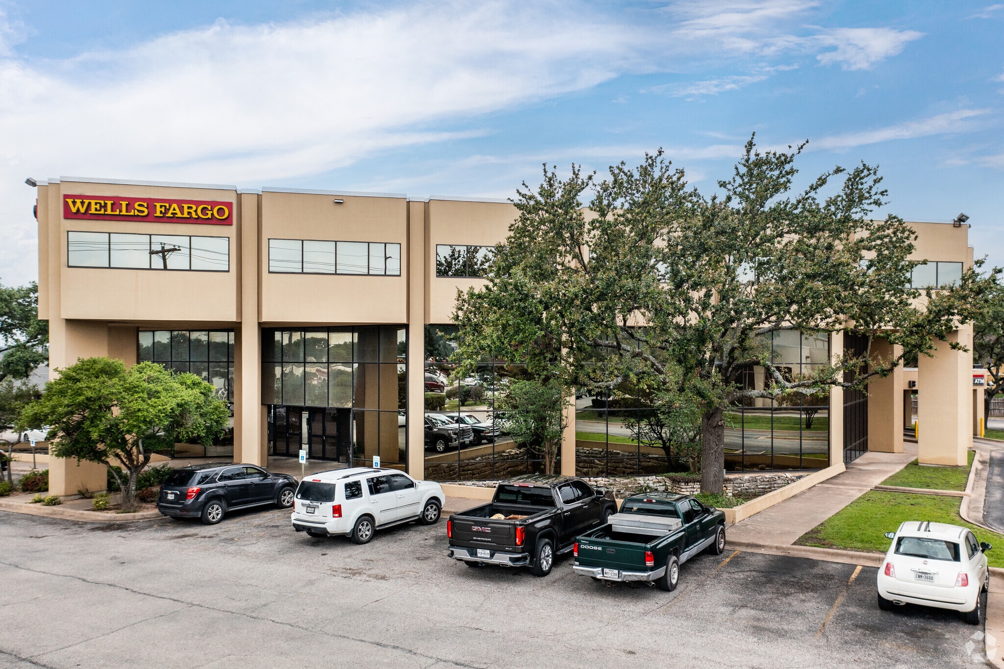 9800 N Lamar Blvd, Austin, TX for Rent