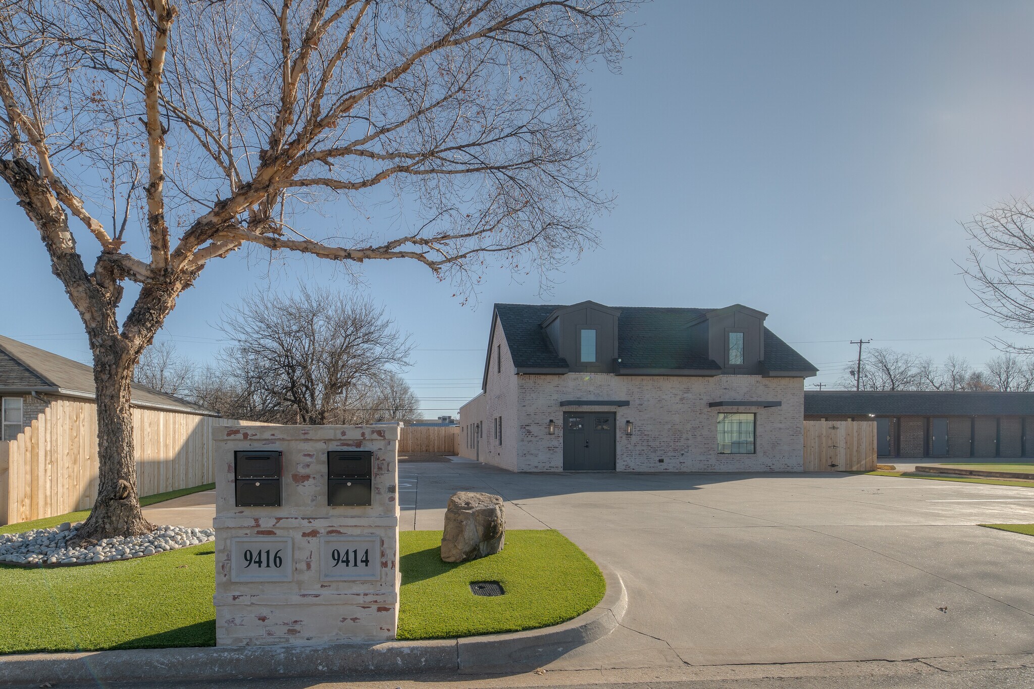 9416 N Nichols Rd, The Village, OK for Rent