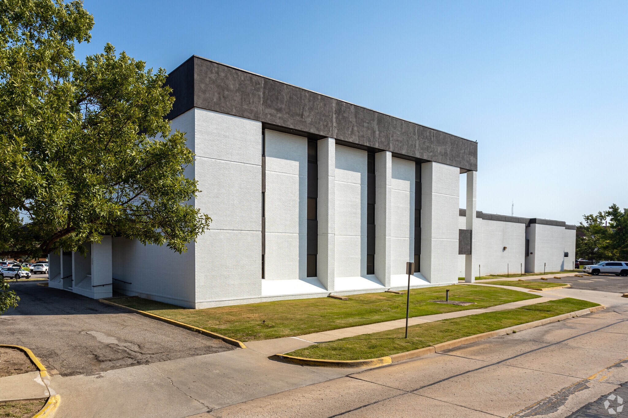 900 N Porter Ave Norman, OK 73071 Office Property for Sale on