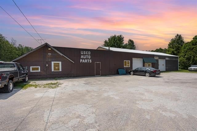 3318 Old Kawkawlin Rd, Bay City, MI for Sale