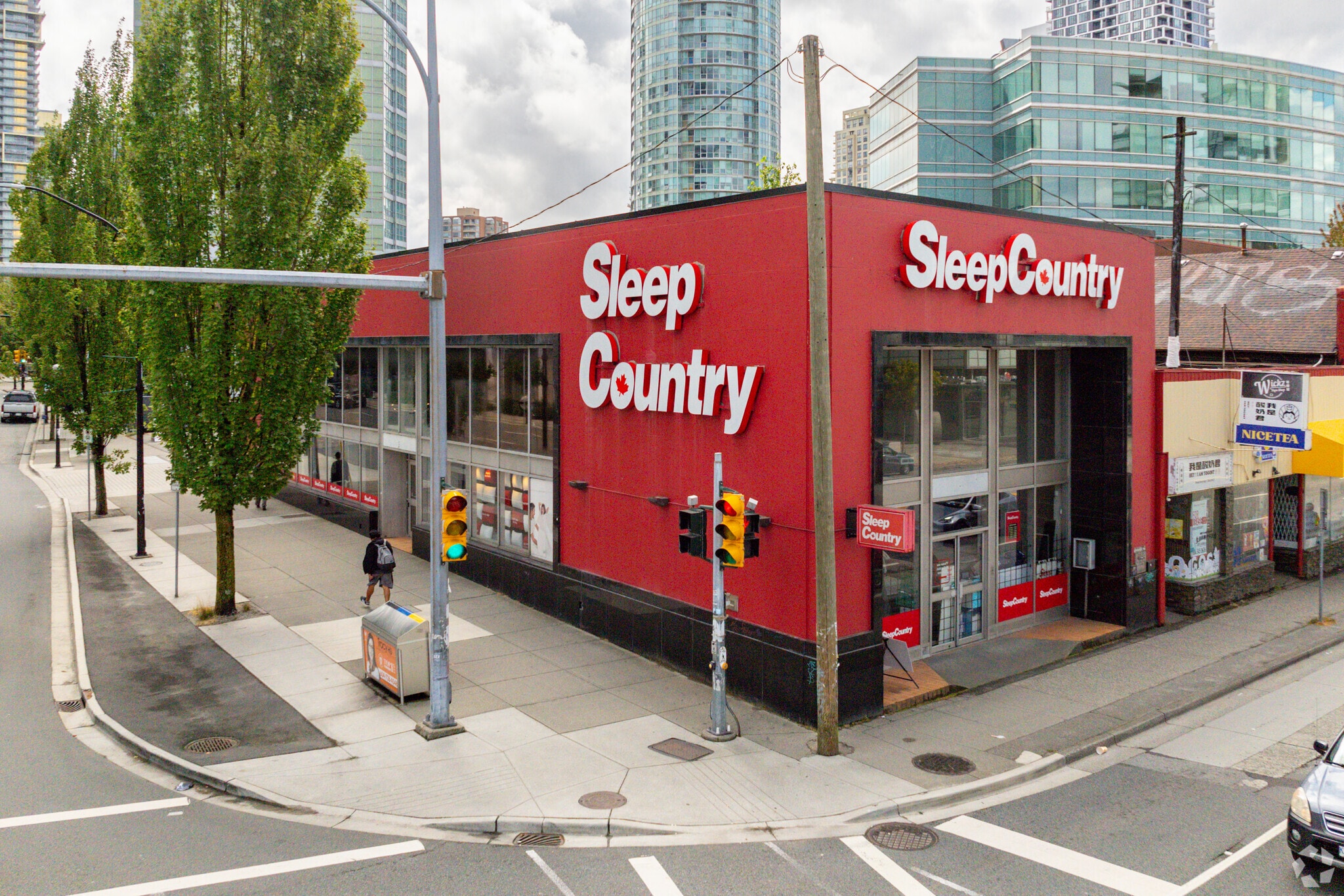 4580 Kingsway, Burnaby, BC for Rent