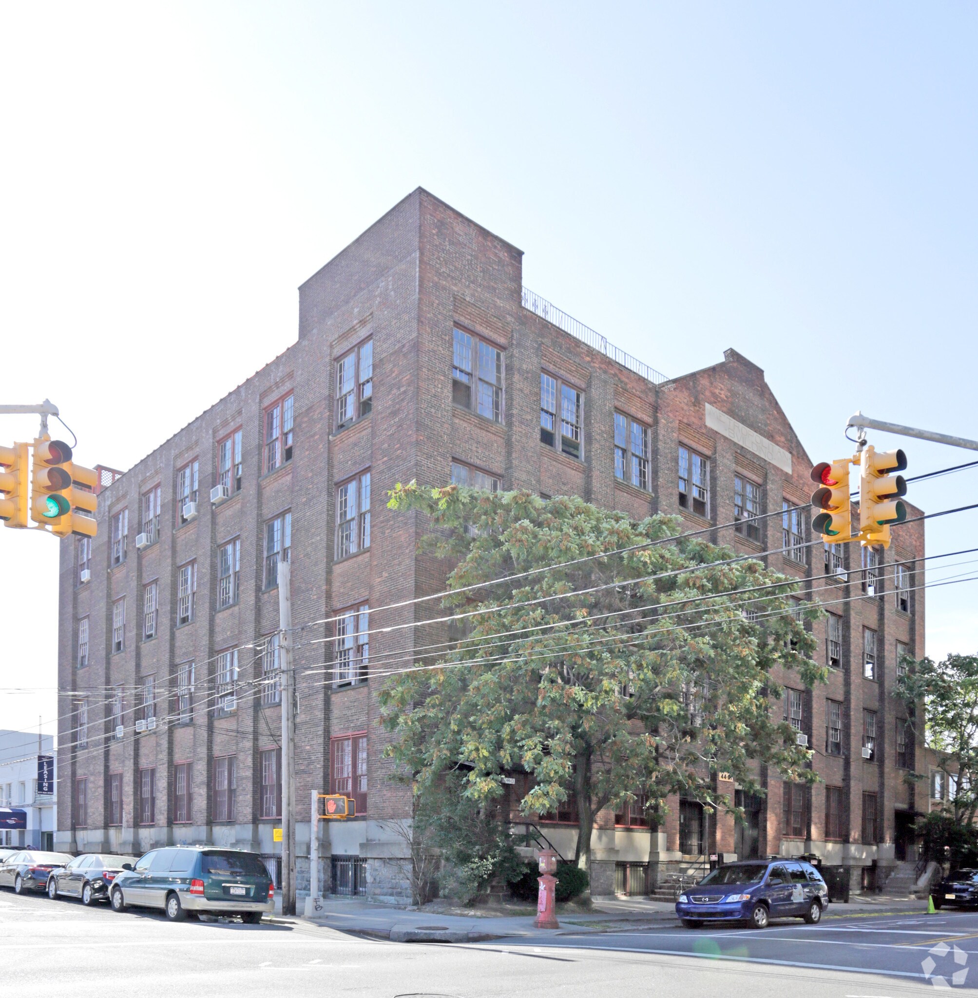 4401 11th St Long Island City, NY 11101 Industrial Property for
