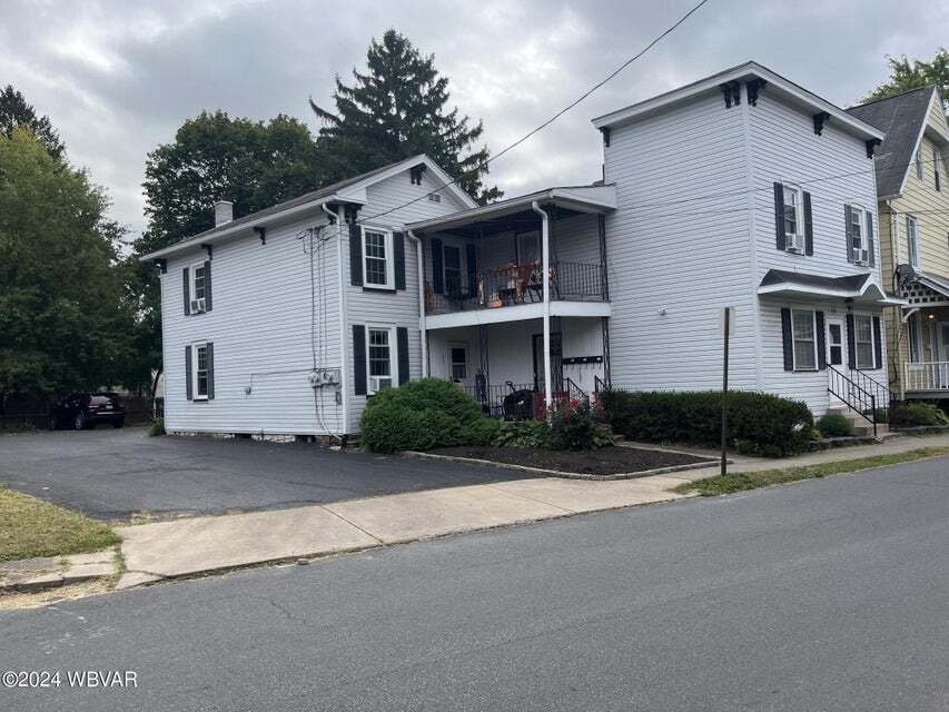 906 Penn St, Williamsport, PA for Sale