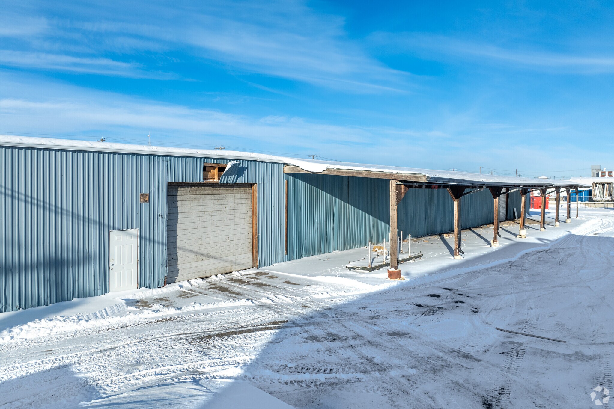 2134 50 St SE, Calgary, AB for Rent