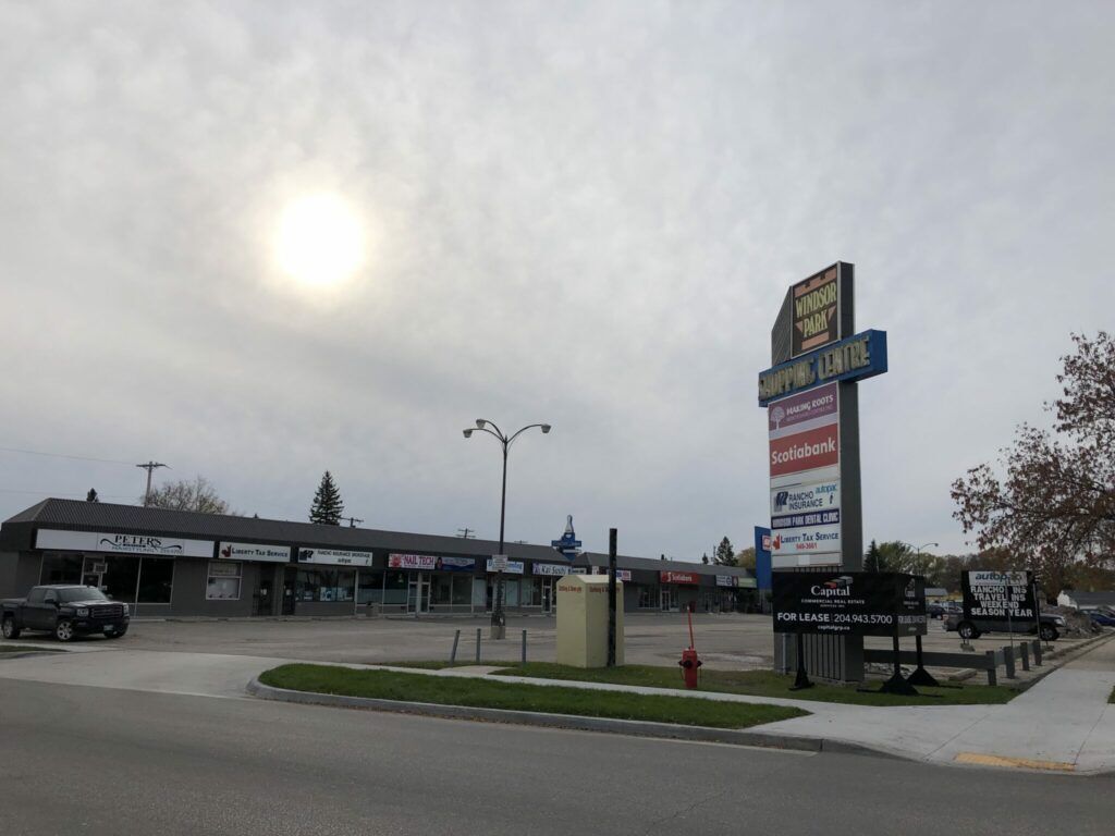648-696 Elizabeth Rd, Winnipeg, MB for Rent