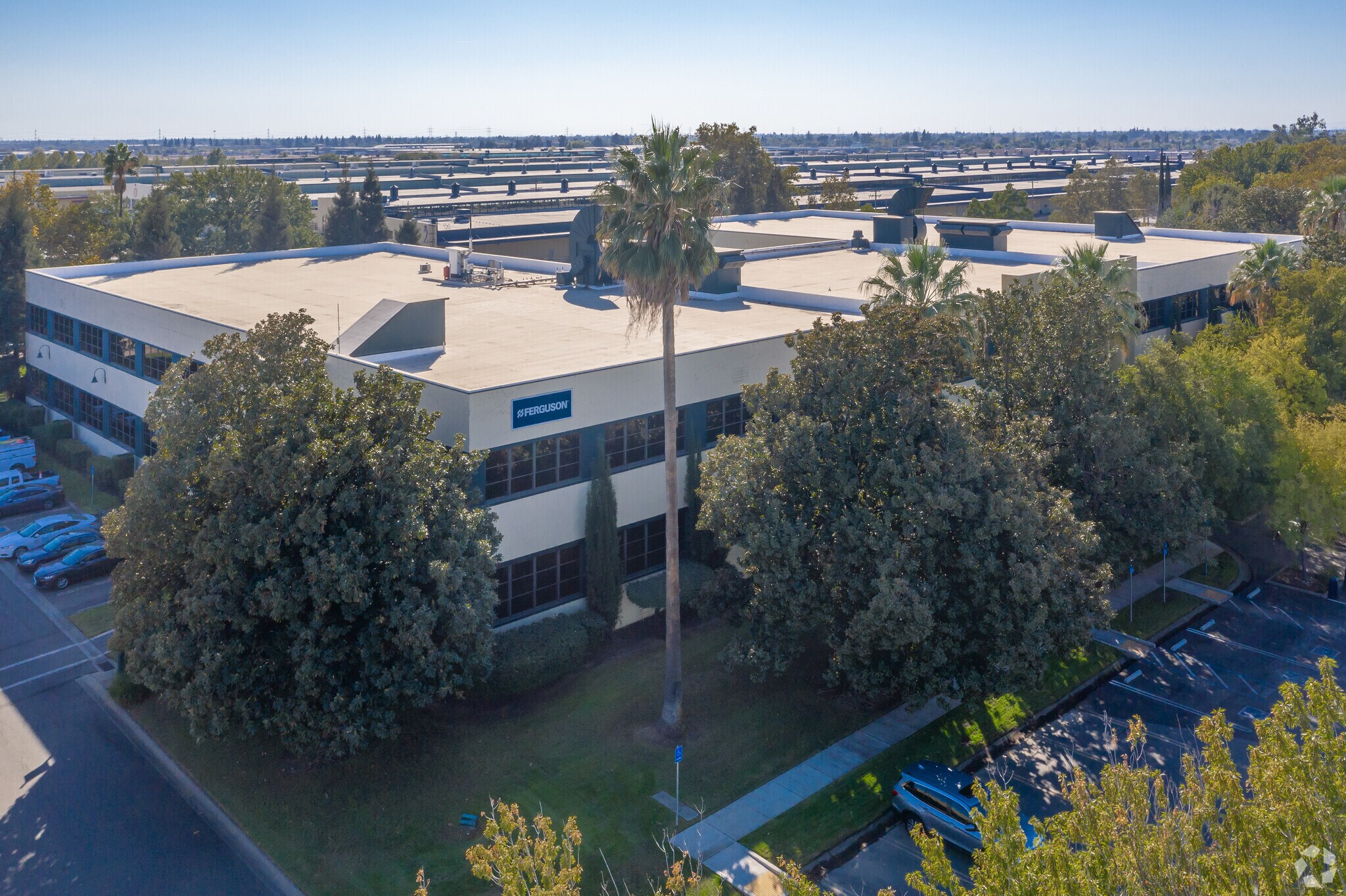 15 Business Park Way Sacramento, CA 95828 Office Property for Lease