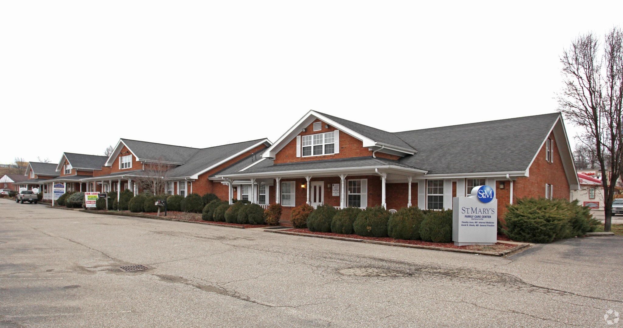 4 Chateau Ln, Barboursville, WV for Sale