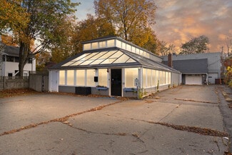 Danvers, MA Freestanding - 430 Maple St