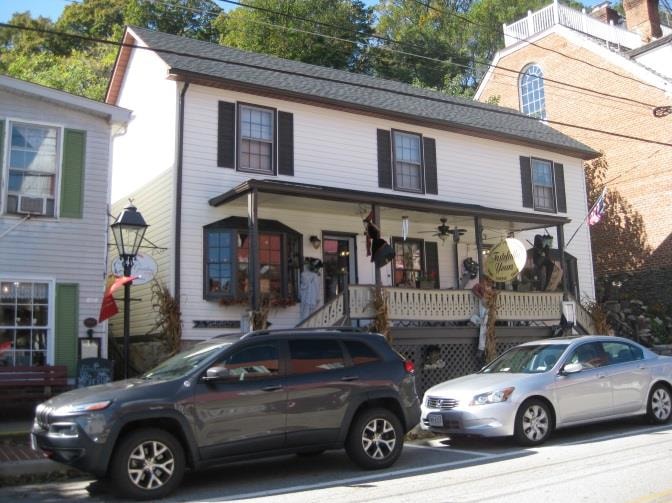406 Mill St, Occoquan, VA for Rent