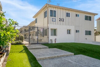 Inglewood, CA Apartments - 212 E Tamarack Ave