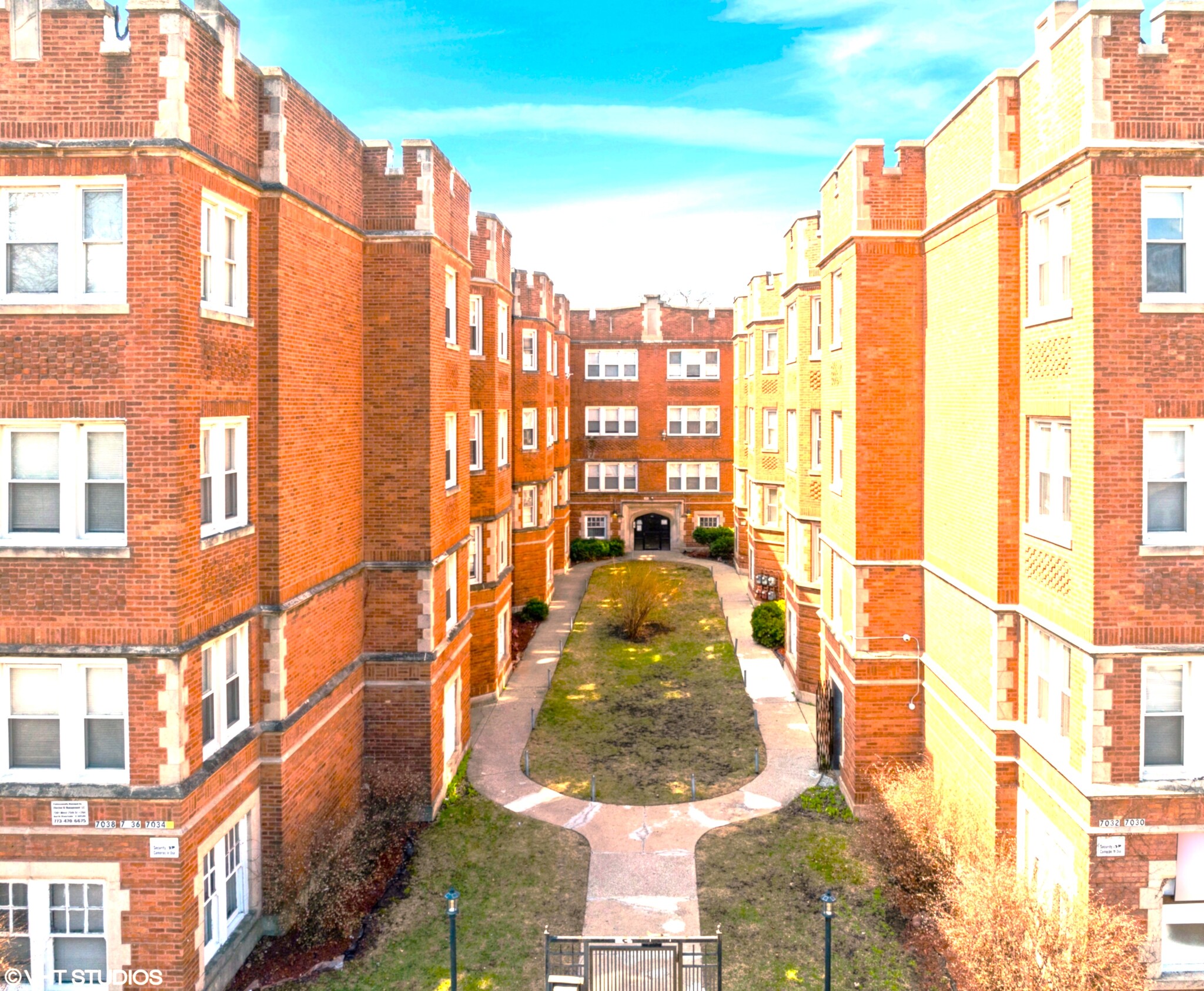 7030 S Cregier Ave, Chicago, IL for Sale