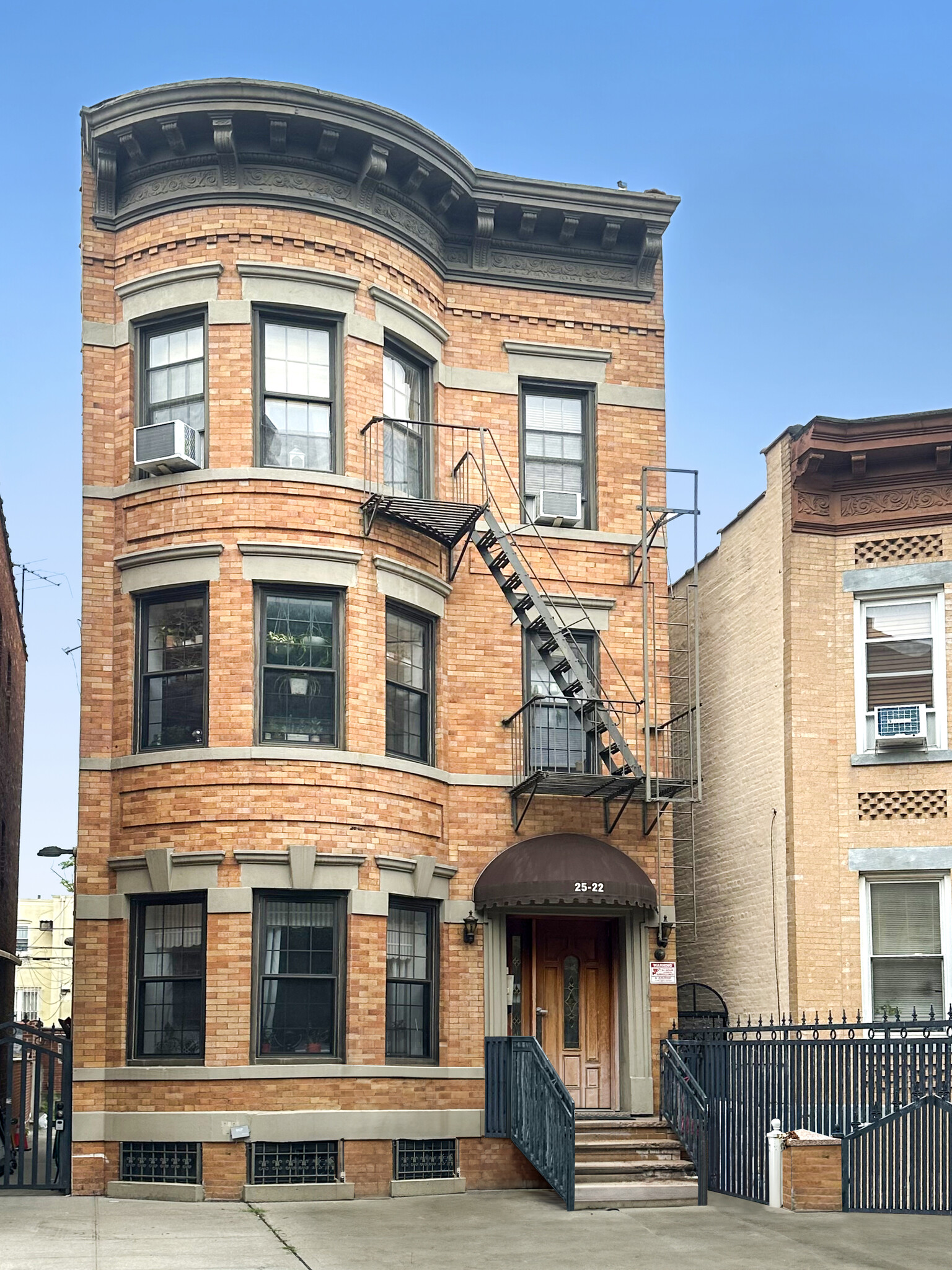 2522 38th St, Astoria, NY for Sale