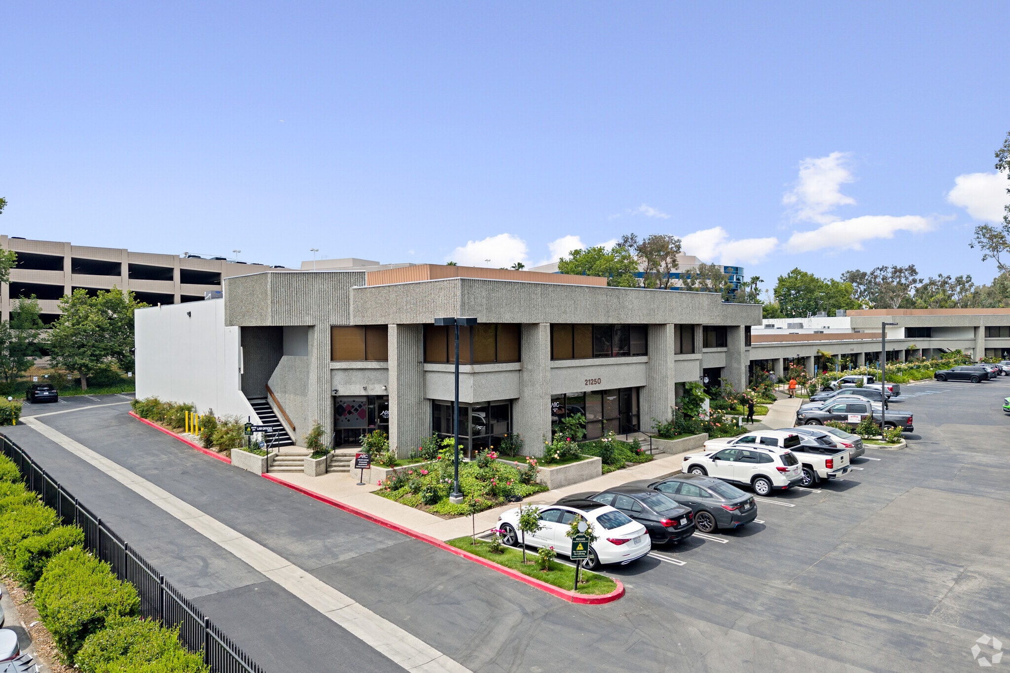 21250 Califa St, Woodland Hills, CA for Rent