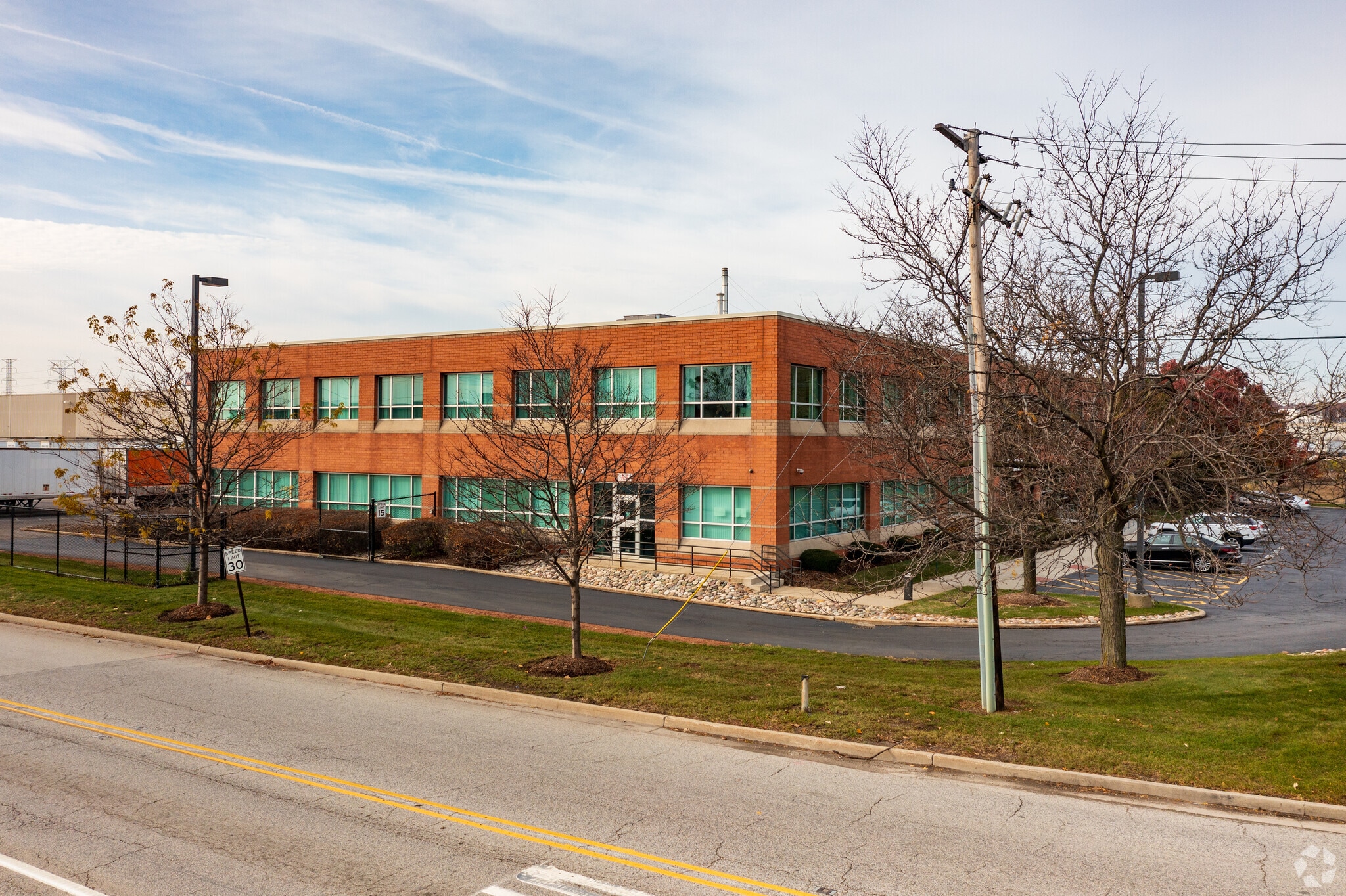 6800 Santa Fe Dr, Hodgkins, IL for Rent