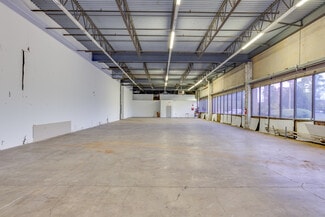 Burlington, NJ Light Distribution - 450-460 Veterans Dr Burlington, NJ Light Distribution - 450-460 Veterans Dr
