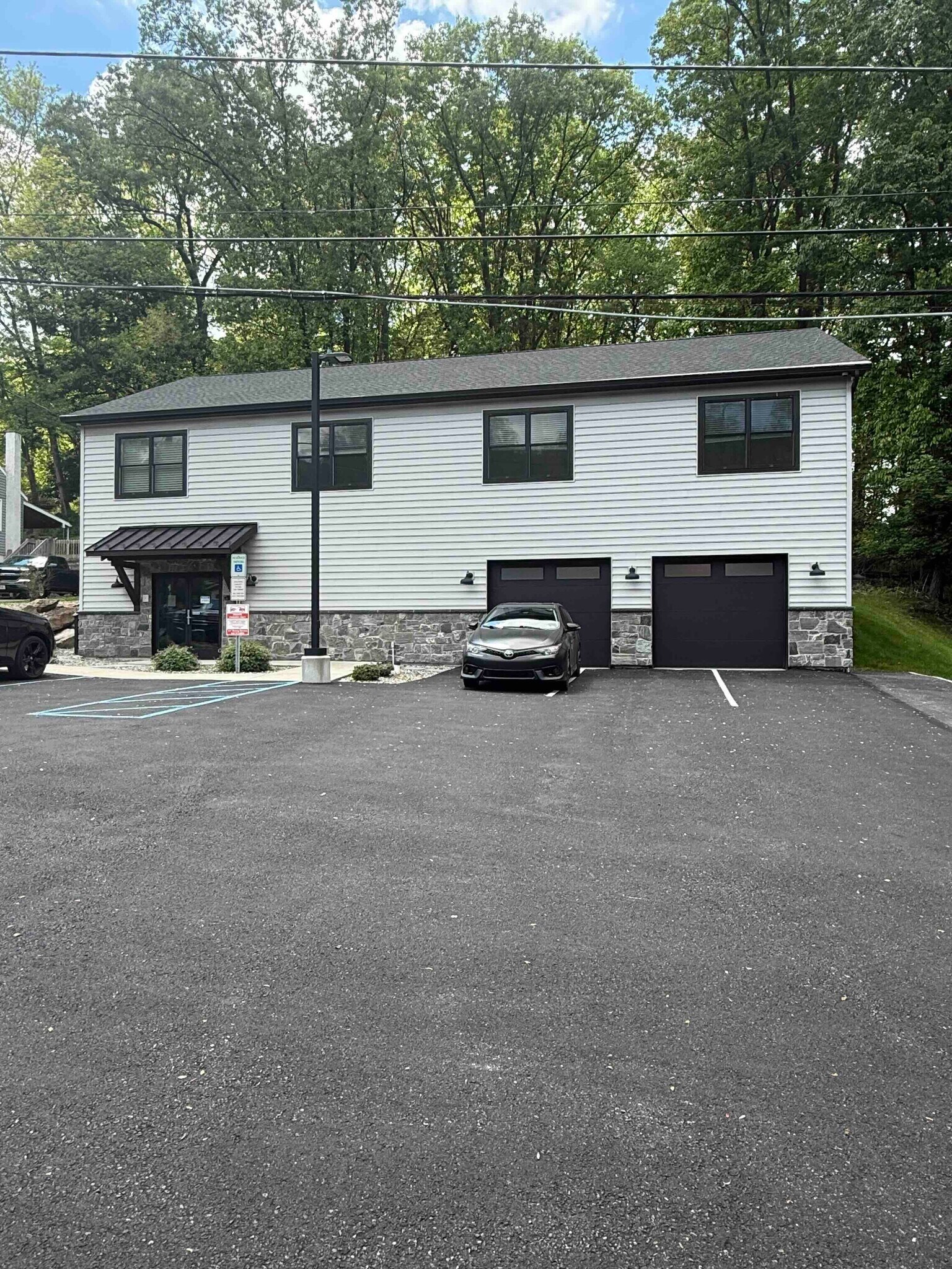 2686 S Pike Ave, Allentown, PA for Rent