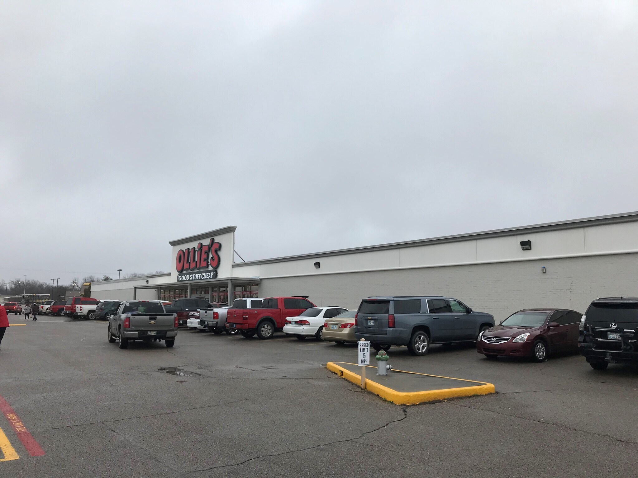 320 N Commerce St Ardmore, OK 73401 Shopping Center Property for