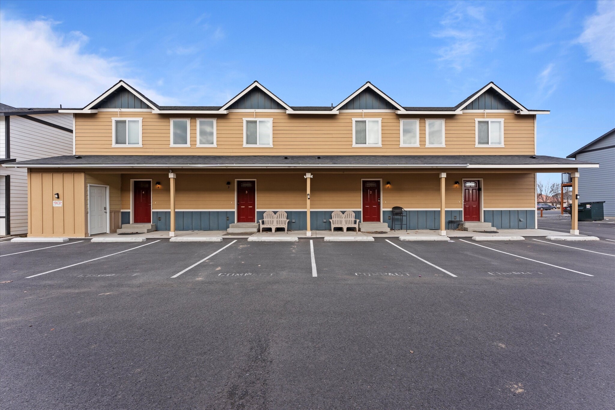 2729 W Marina Dr, Moses Lake, WA for Sale