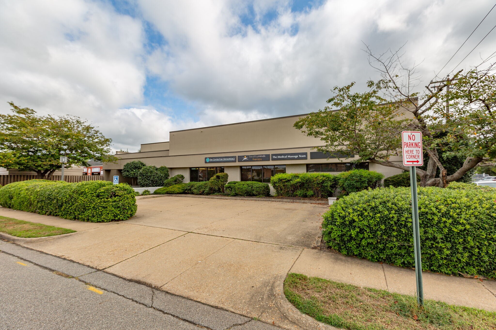 2201 Charles St, Fredericksburg, VA for Rent