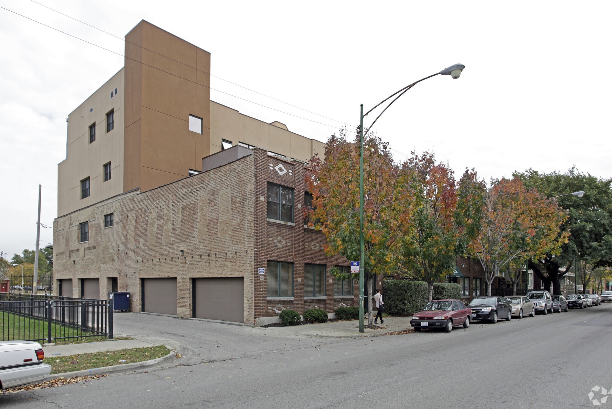 2533 N Ashland Ave, Chicago, IL for Sale
