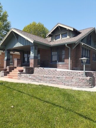 Collinsville, IL Office - 1019 Vandalia St