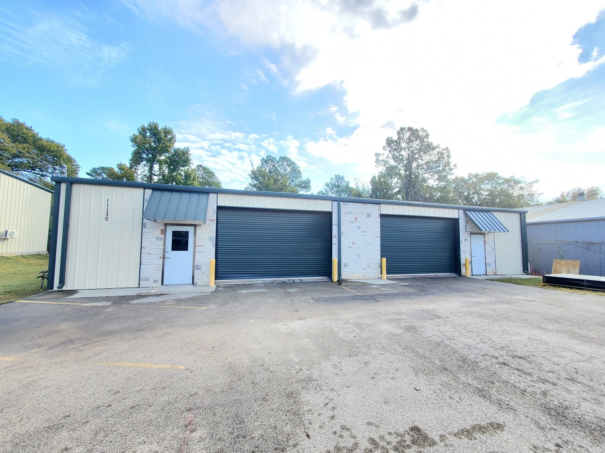 11130 N Highway 75, Willis, TX for Sale