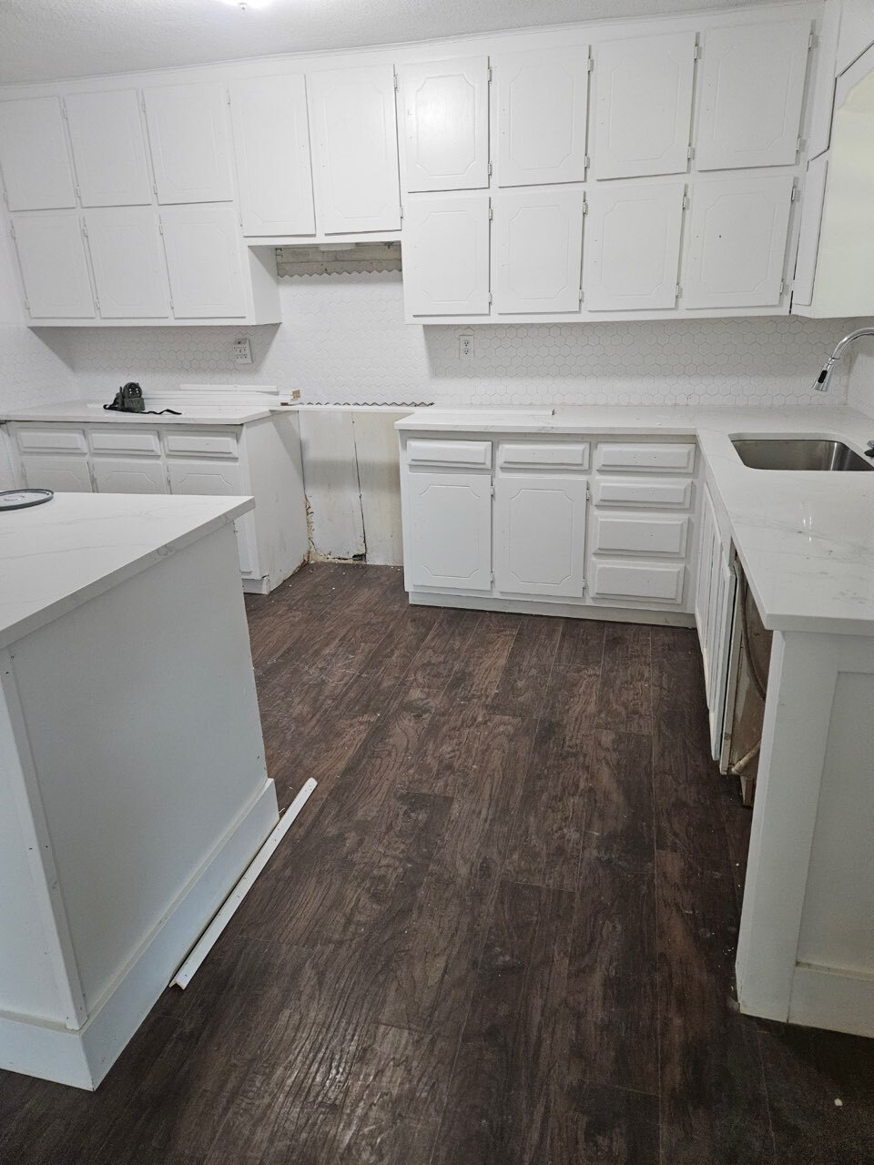 1212 Thompson St, Bridgeport, TX for Sale