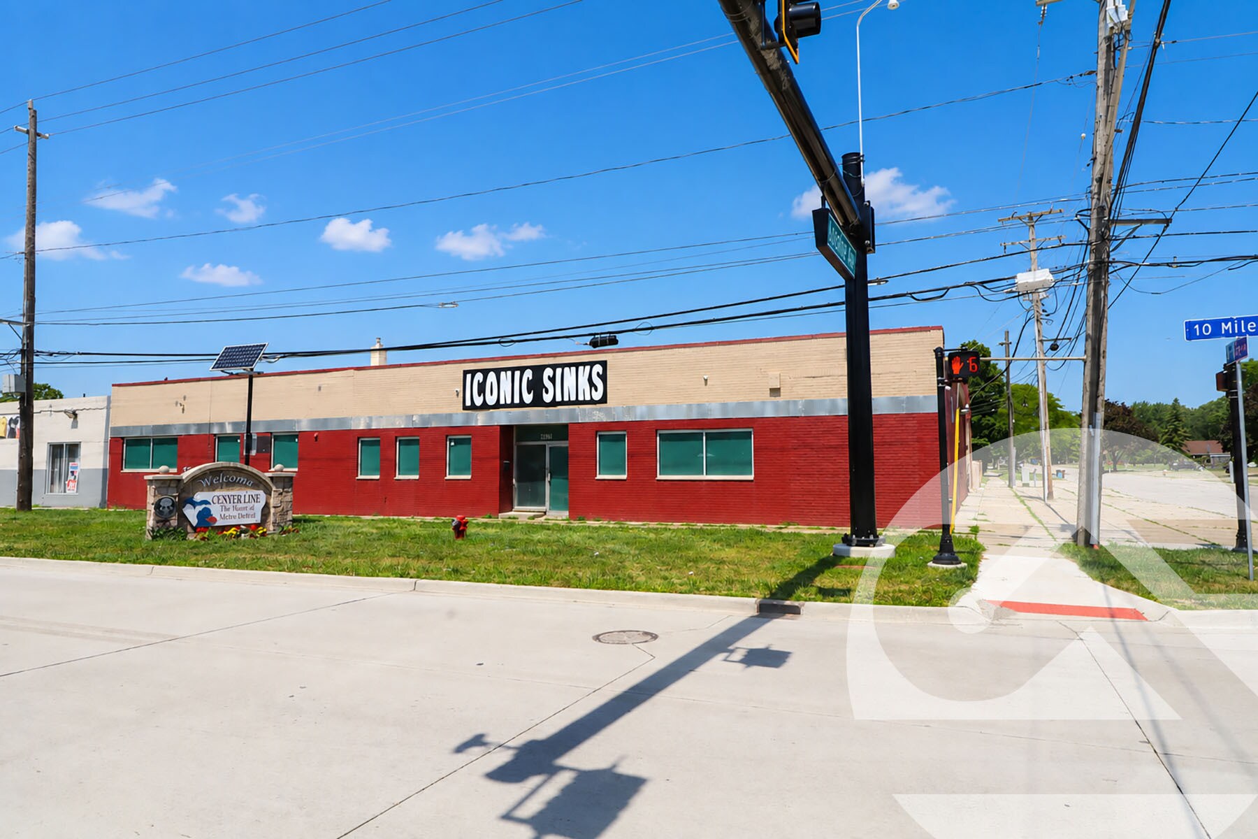 8833 E 10 Mile Rd, Center Line, MI for Rent
