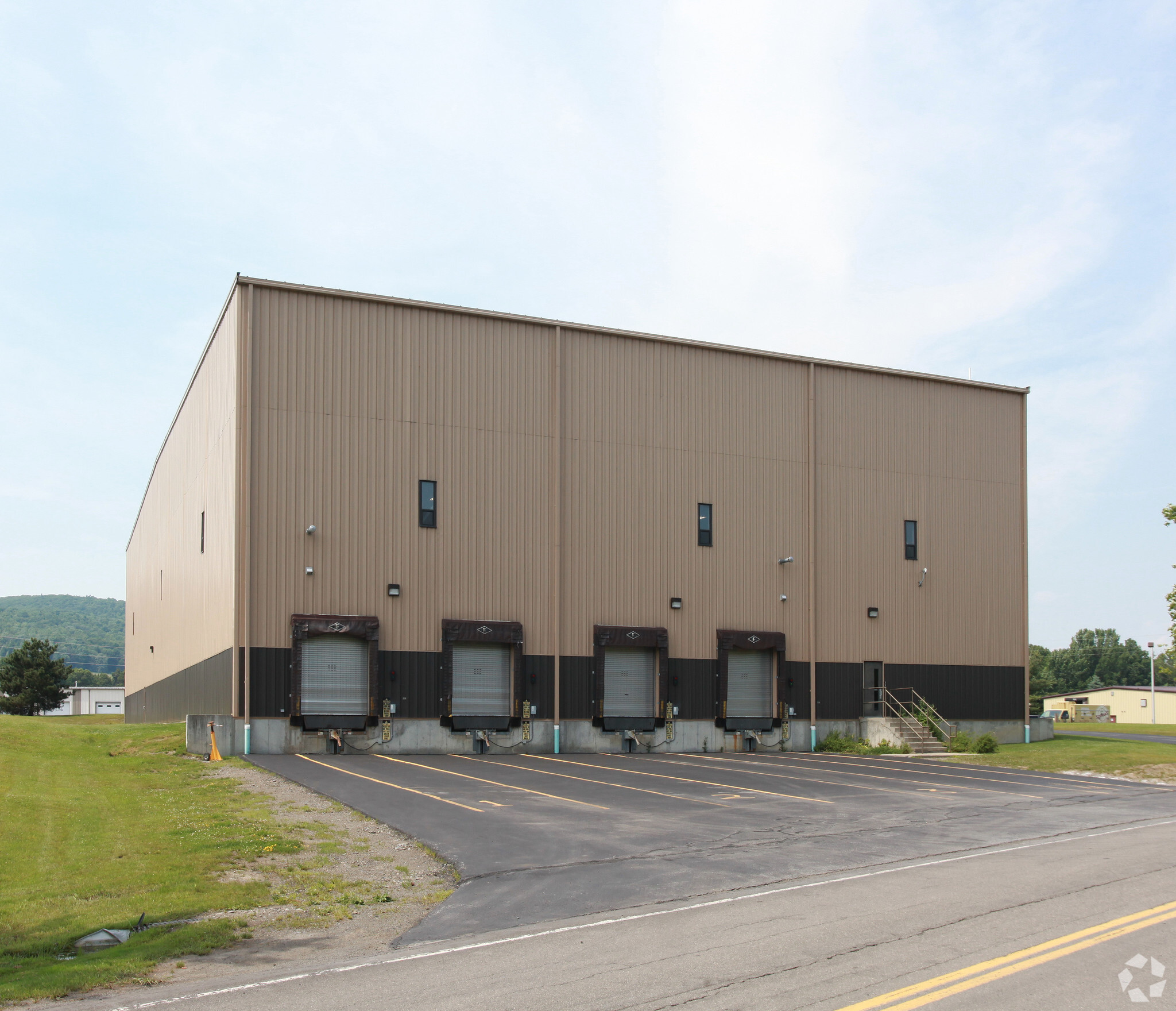 152 Corporate Dr, Oneonta, NY for Rent