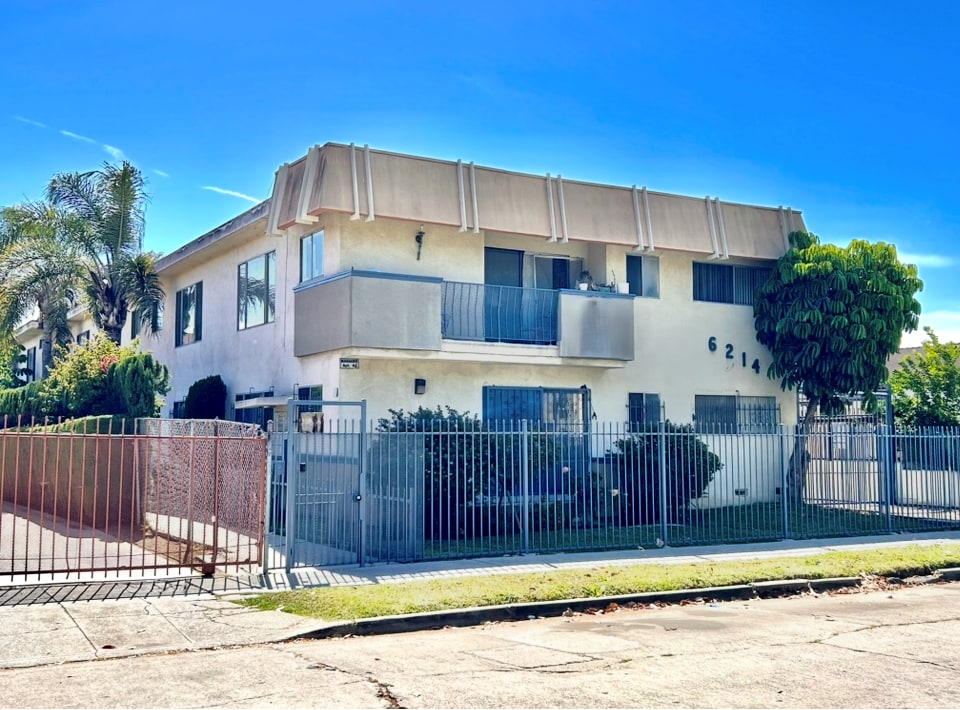 6214 S Victoria Ave, Los Angeles, CA for Sale